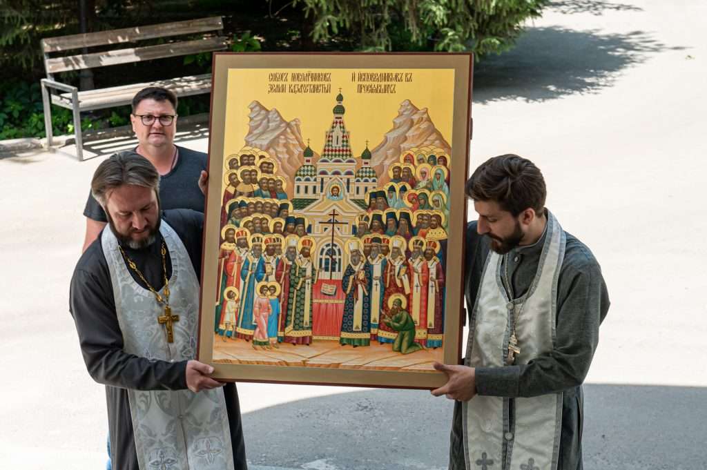 Казанский_собор_передача_иконы_020623_www-1571