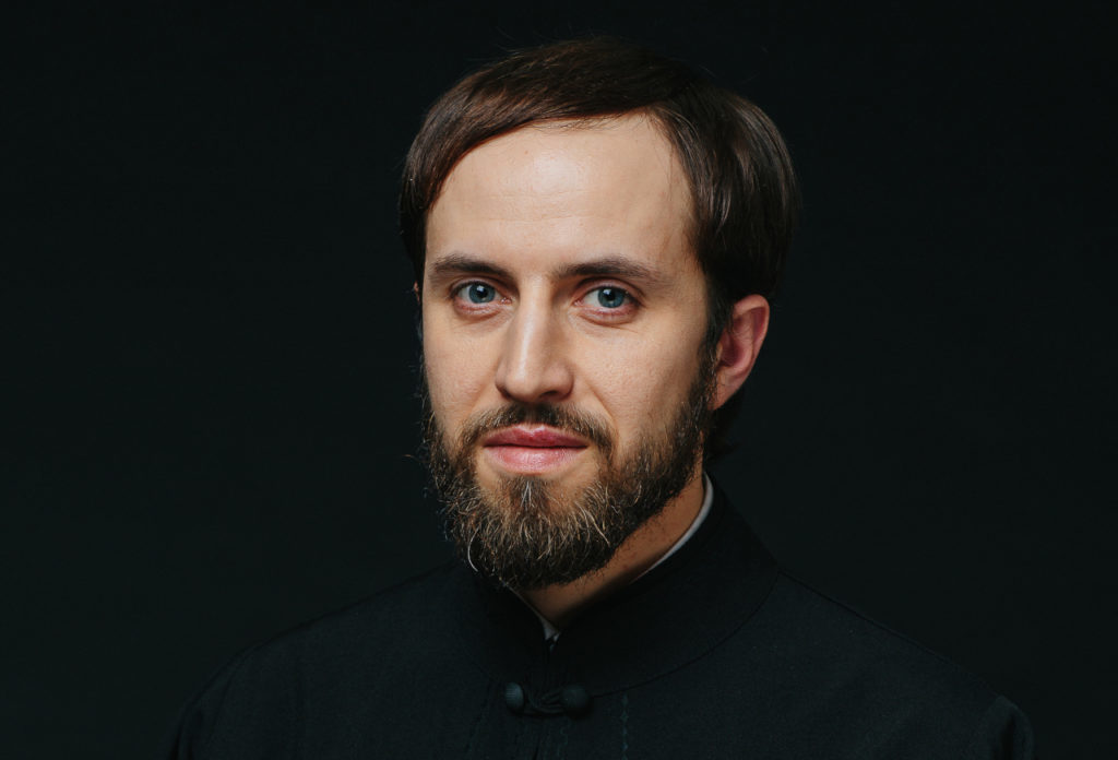 священник Стефан Домусчи